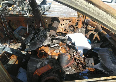 2002 Ford Focus Se Base/Se Comfort из США, поврежденный, VIN 1FAFP34P82W289200